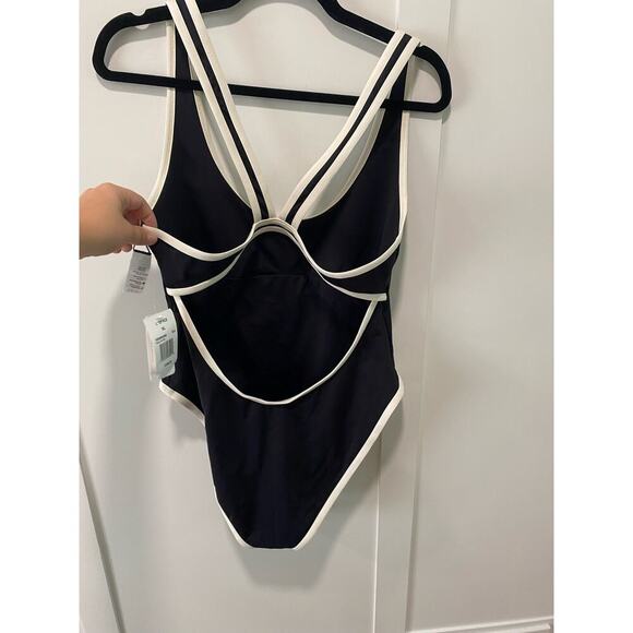 L*SPACE NWT Ebony One-Piece Bathing Suit in Black - Picture 6 of 8
